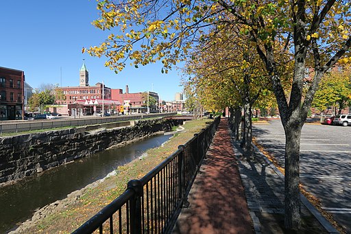 selling a business in Lowell, Massachusetts