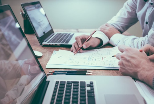 business broker for tech companies